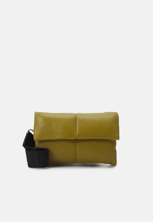 AllSaints EZRA QUILT CROSSBODY - Olkalaukku - sap green