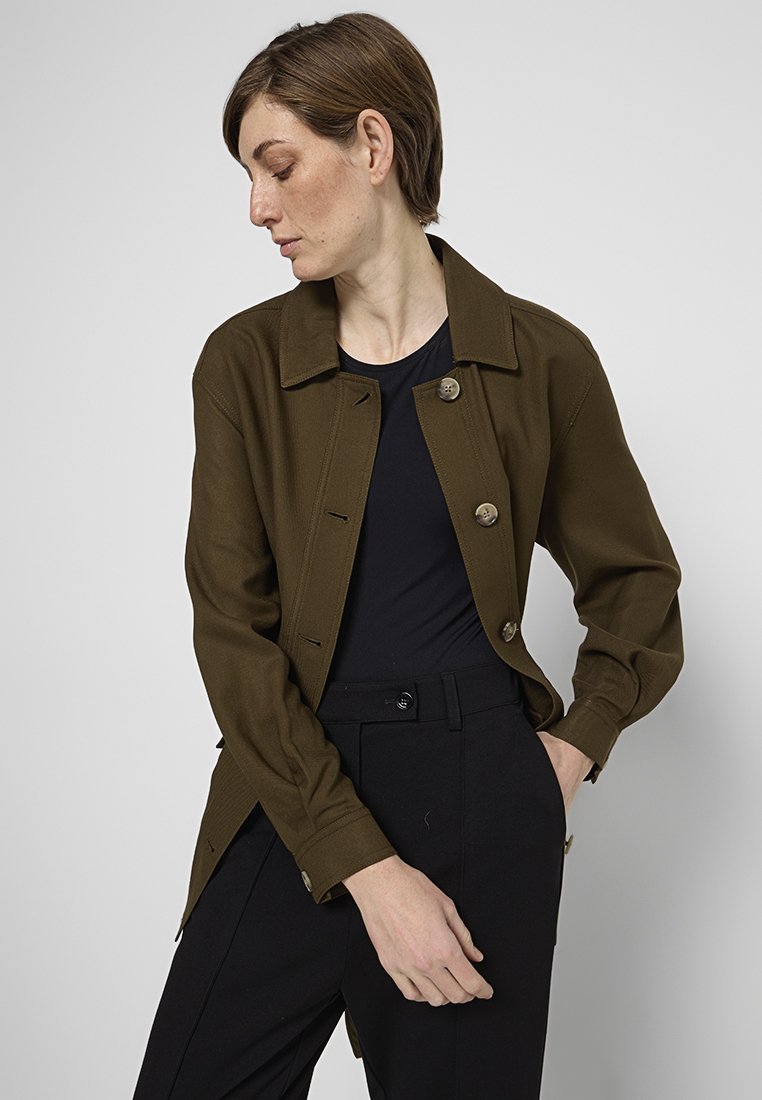 Leichte Jacke