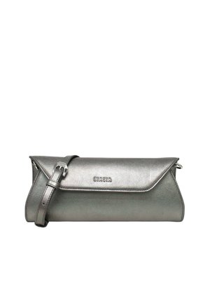 Borsa clutch in pelle grigia metallizzata con tracolla regolabile e chiusura a patta, con marchio "BIASIA" sul davanti.