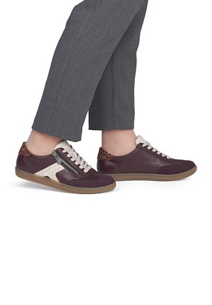 Rieker, RIEKER SNEAKER LOW L9700 - Trainers - red