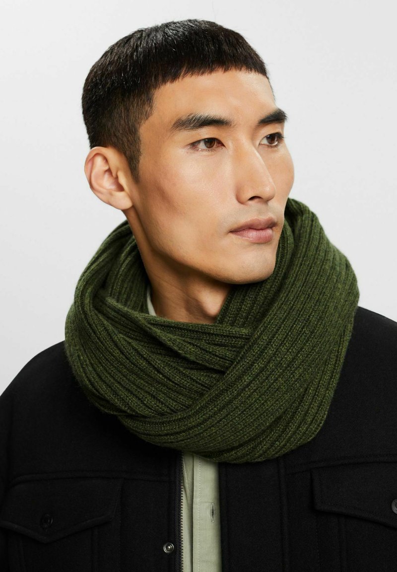 Esprit Tubhalsduk emerald green/grön Zalando.se