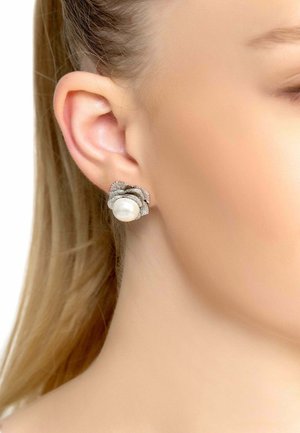 Earrings - white