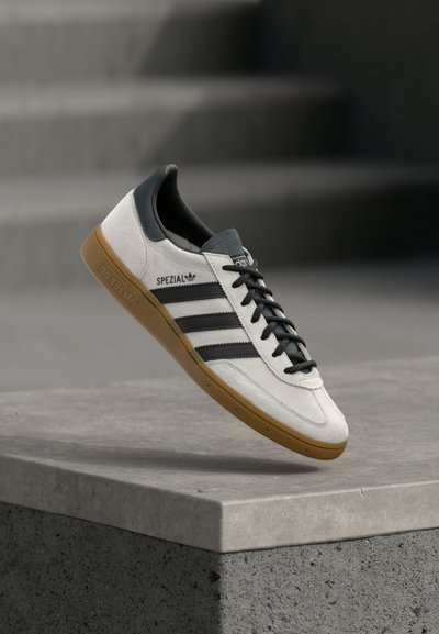 adidas Originals HANDBALL SPEZIAL CLUB AMERICA Schoen