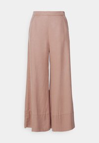 Pantalons à jambe large en tissu rose doux. Comprend des poches latérales, une taille lisse et une finition soignée au niveau de l'ourlet. Légers et respirants.