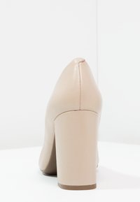 Geox Decolleté - beige