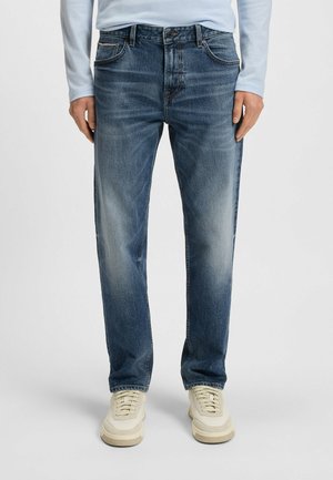 BOSS Jeans Tapered Fit - blue two