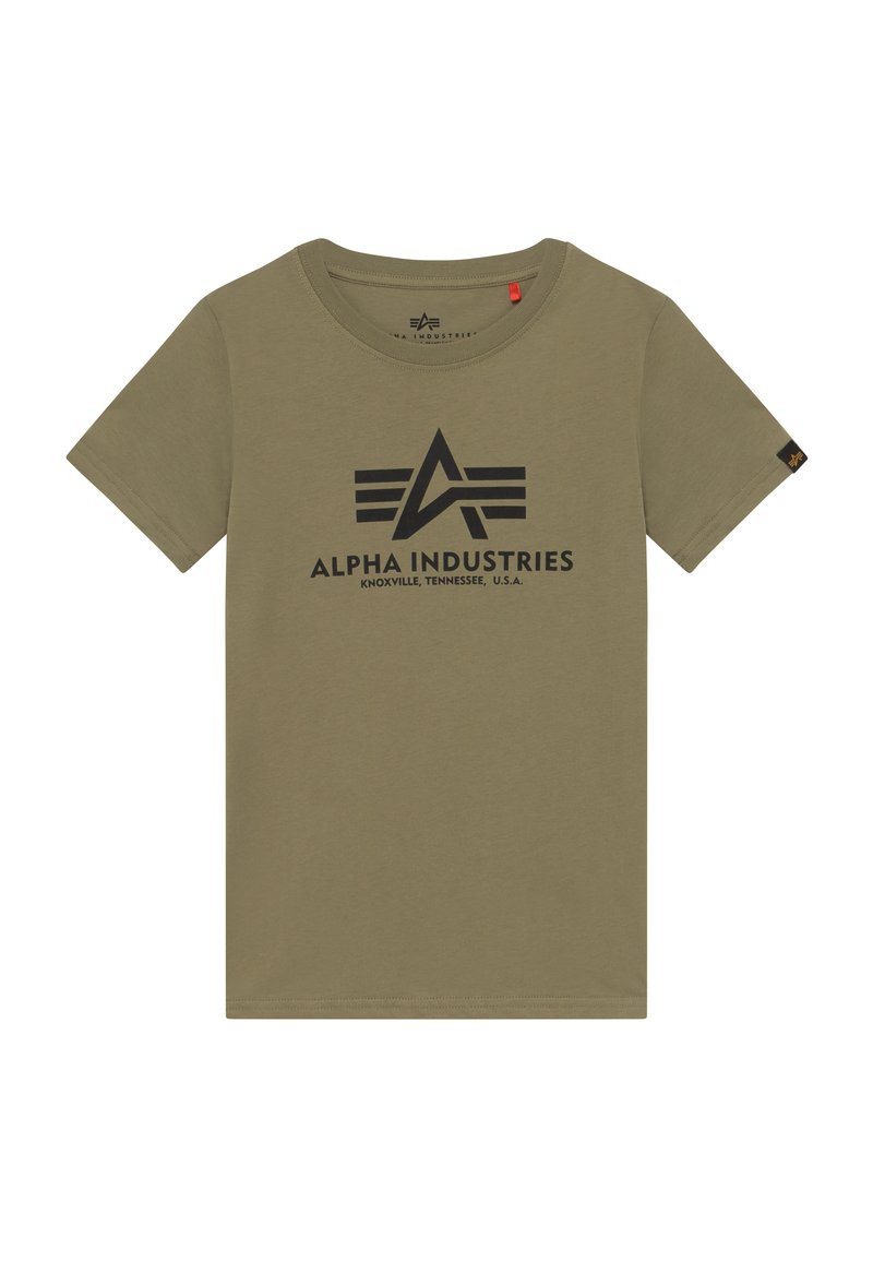 Krátké tričko olivově zelené barvy z měkké bavlny, s černým grafickým logem a nápisem "ALPHA INDUSTRIES" na přední straně.
