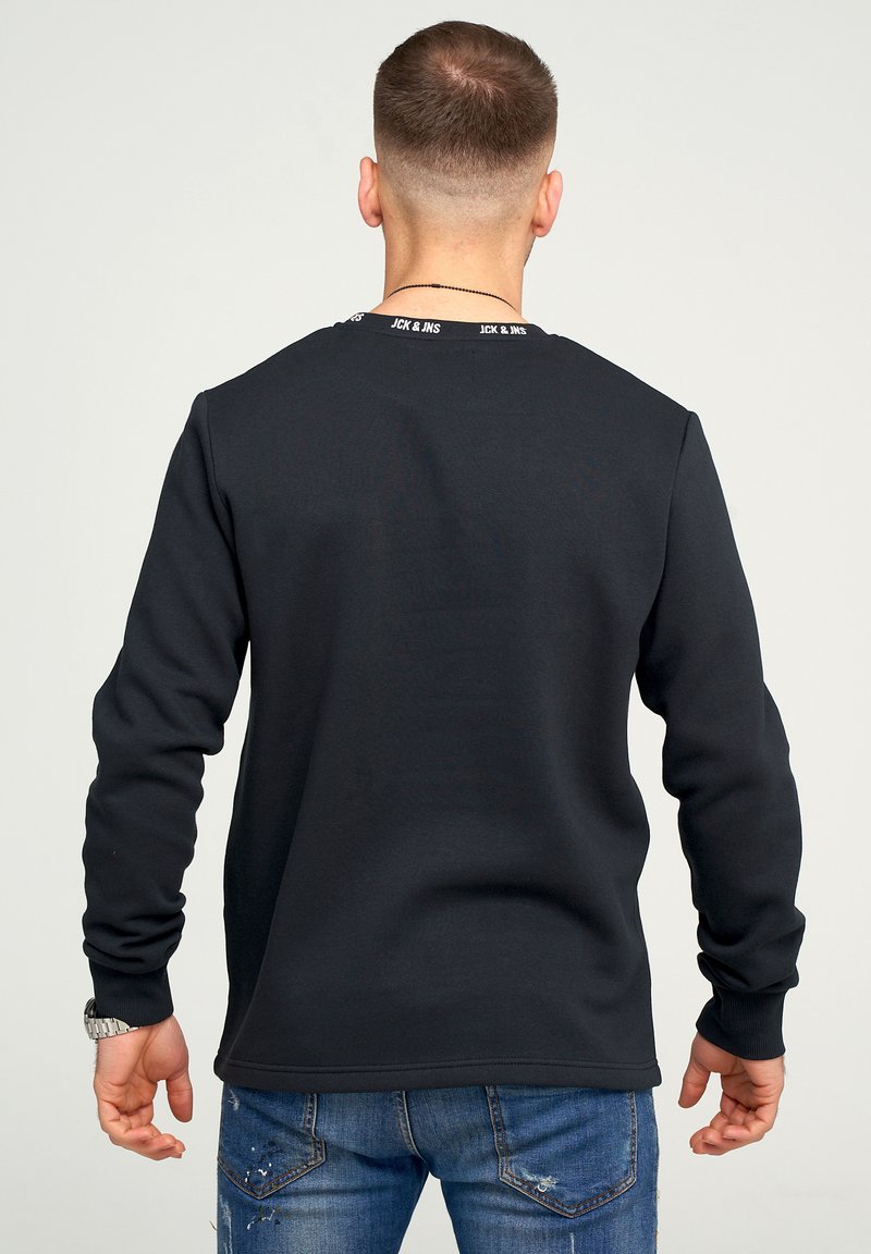 Herren Kapuzenpullover | Jack & Jones CREW Sweatshirt tap shoe/schwarz - AZ68705 Herren Kapuzenpullover | Jack & Jones CREW Sweatshirt tap shoe/schwarz - AZ68705