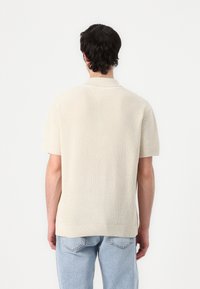 Tommy Jeans SCRIPT SHIRT  - Shirt - desert sand dune