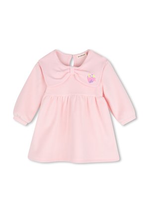 Robe bébé rose clair à manches longues avec grand nœud au col et petit motif cœur multicolore sur la poitrine, tissu côtelé, fermeture à boutons dans le dos.