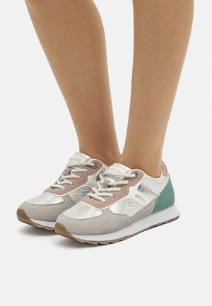 DEPORTIVAS - Sneakers laag - turquesa