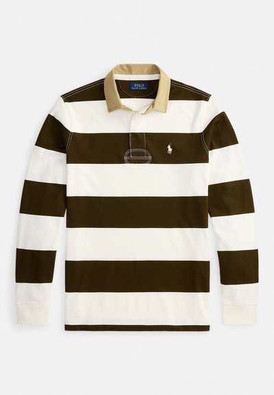 Ragbija krekls ar garām piedurknēm, plašām horizontālām tumši zaļām un baltām svītrām, ar bēša krāsas apkakli un mazu baltu izšūtu logotipu krūtīs.