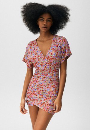 Day dress - red