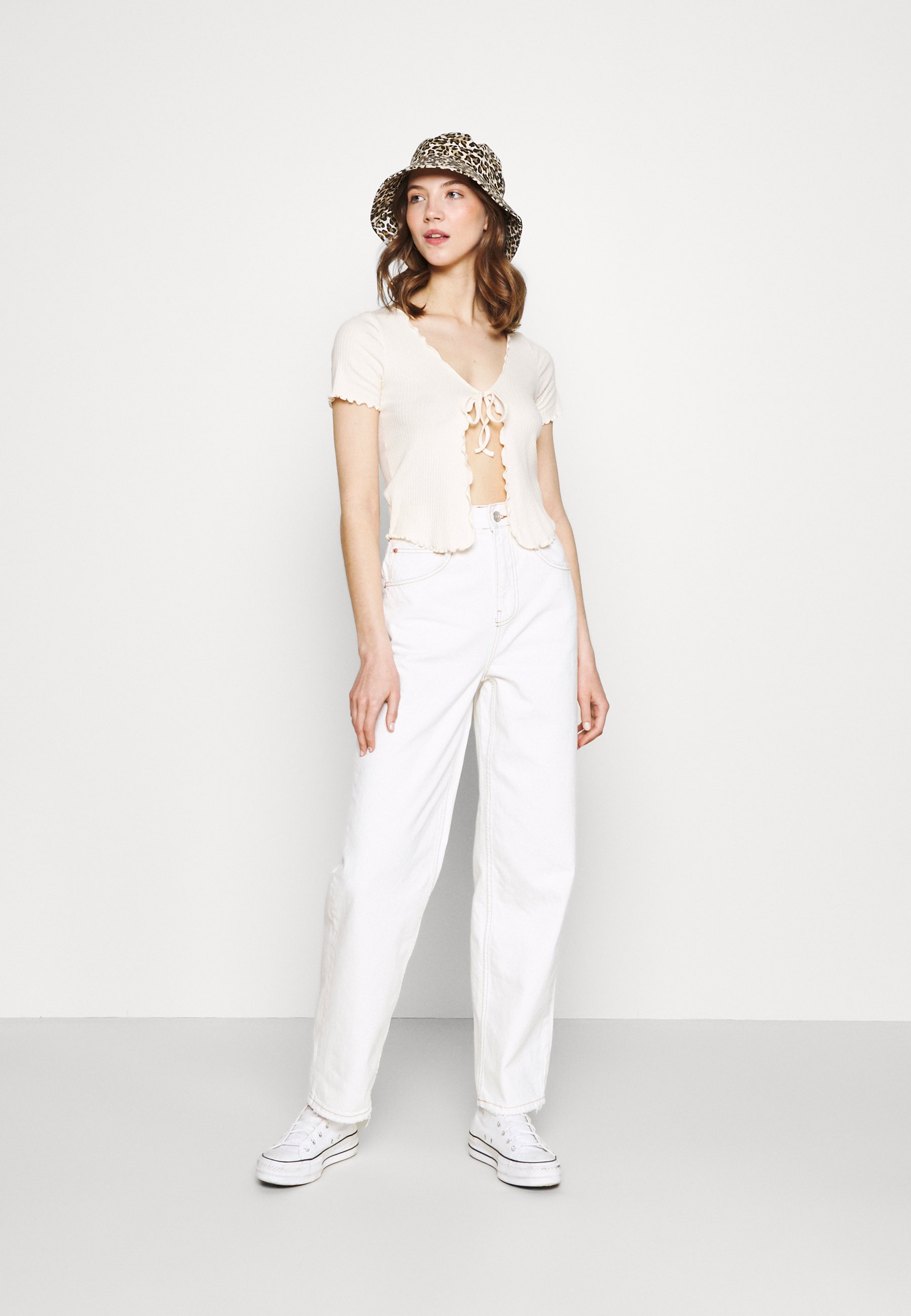 White urban jeans Clearance