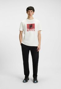 HUGO DLAWNY_SLAWN_IN - T-shirts print - natural two