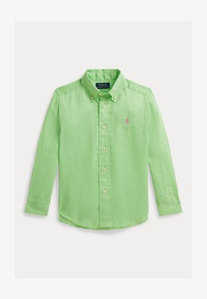 Chemise à manches longues vert clair en lin, dotée d'un col classique, d'un logo polo rose et d'une fermeture à boutons sur le devant.