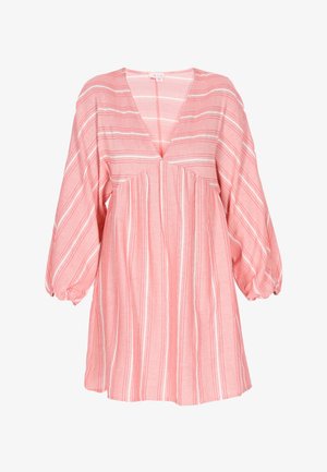 Heled roosa pluus valgete horisontaalsete triipudega, V-kujulise kaelusega ja puhvsevarrukatega. Valmistatud pehmest kangast ning voolava disainiga.