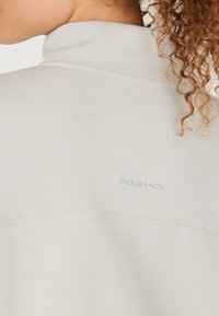 Endurance JADE - Sweater - dove