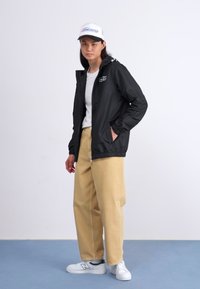 Ellesse ZOBILA - Vasaras jaka - black
