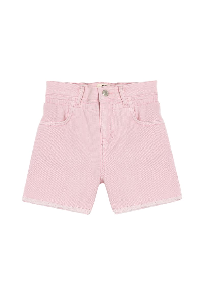Bermudas de mezclilla rosa con un dobladillo deshilachado, que cuentan con presillas para cinturón, dos bolsillos frontales y un cierre de botón en la parte delantera. Textura suave y diseño clásico.