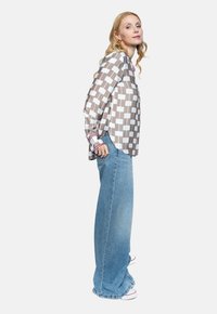 Emily van den Bergh Bluse - white taupe geometric