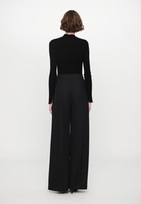 MAX&Co. IPPICA - Kalhoty - black