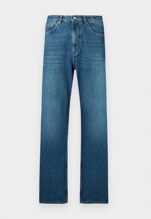 Lichtblauwe denim jeans met rechte pijpen, ontwerp met vijf zakken, knoopsluiting en subtiele vervaging aan de voor- en achterkant.