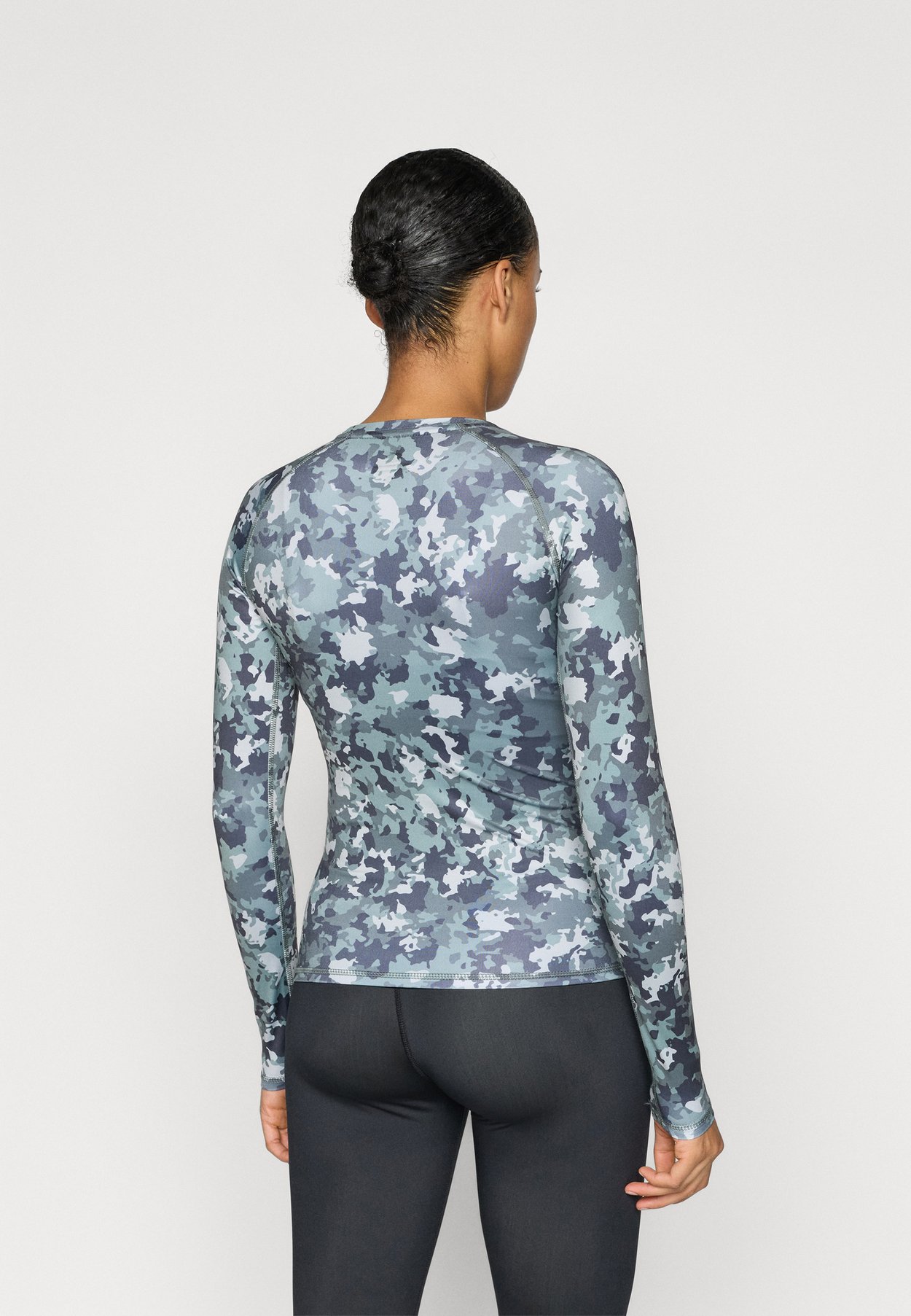 TRAINING TEE COMBAT