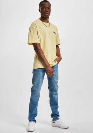 BRINK BELZIE - T-shirt con stampa - french vanilla