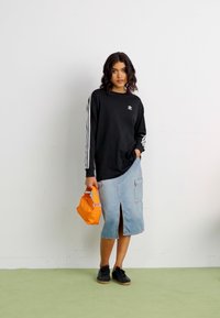 adidas Originals Hosszú ujjú felső - black