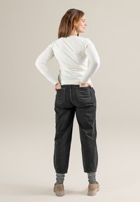 Living Crafts HILLA - Langarmshirt - cream