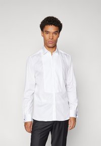 KARL LAGERFELD SHIRT MODERN FIT - Dalykiniai marškiniai - white