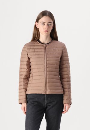 PACKABLE SUPER PADDED JACKET - Ľahká bunda - brownie