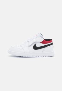 Jordan 1 Low Alt Unisex Indoorskor Gym Red White Rod Zalando Se