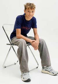 Jack & Jones Junior JJIALEX  - Traperice opuštenog kroja - black denim