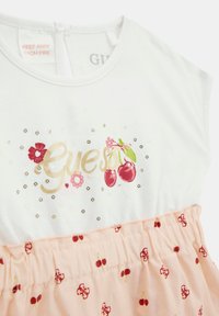 Thumbnail Image 3