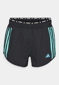 - Krótkie spodenki sportowe