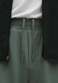 Selezionato, palm deco