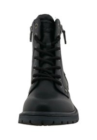 Stivali alla caviglia neri in pelle con lacci frontali, occhielli metallici e cerniera laterale. Presentano una parte superiore testurizzata e una suola robusta per una buona aderenza.
