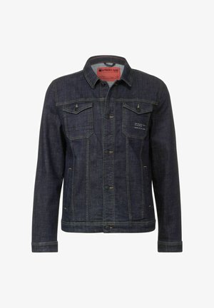 Tmavě modrá džínová bunda s klasickým designem, která má dvě náprsní kapsy, zapínání na knoflíky a kontrastní žluté švy. Viditelná červená vnitřní nálepka.
