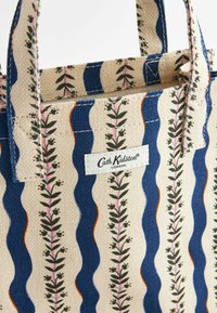 Cath Kidston REGULAR FIT - Rokassoma - black  white stripe