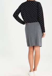 Kaffe Chaqueta de punto - black