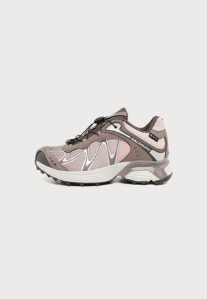 Salomon Sportstyle, XT WHISPER GTX UNISEX - Маратонки - iron-coloured/shadow gray/black olive
