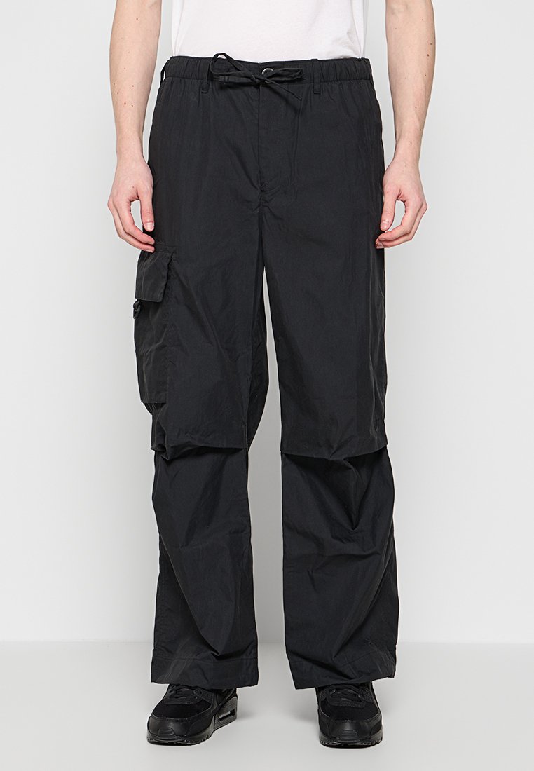 Nike Sportswear Outdoorbroeken zwart Nike Sportswear Outdoorbroeken zwart