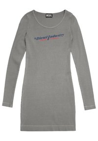 Robe grise à manches longues avec une texture côtelée. Présente le logo bleu et rouge "Diesel Industry Denim Division" sur le devant.