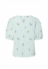 Blusa verde menta con una finitura testurizzata, caratterizzata da ricami floreali in viola e giallo, maniche a palloncino corte e un dettaglio a chiave sul retro.