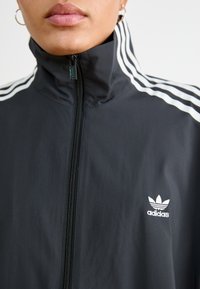 adidas Originals ZIP OFF - Treniņjaka - black