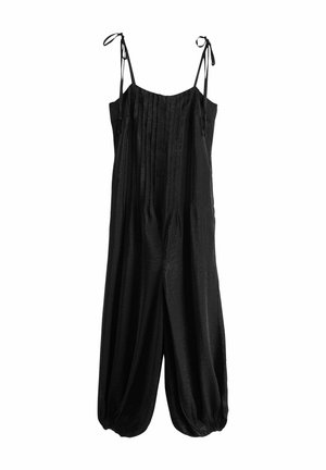 Schwarzer ärmelloser Jumpsuit mit plissierter Vorderseite, verstellbaren gebundenen Schulterträgern und gesammelten Bündchen an den Knöcheln.