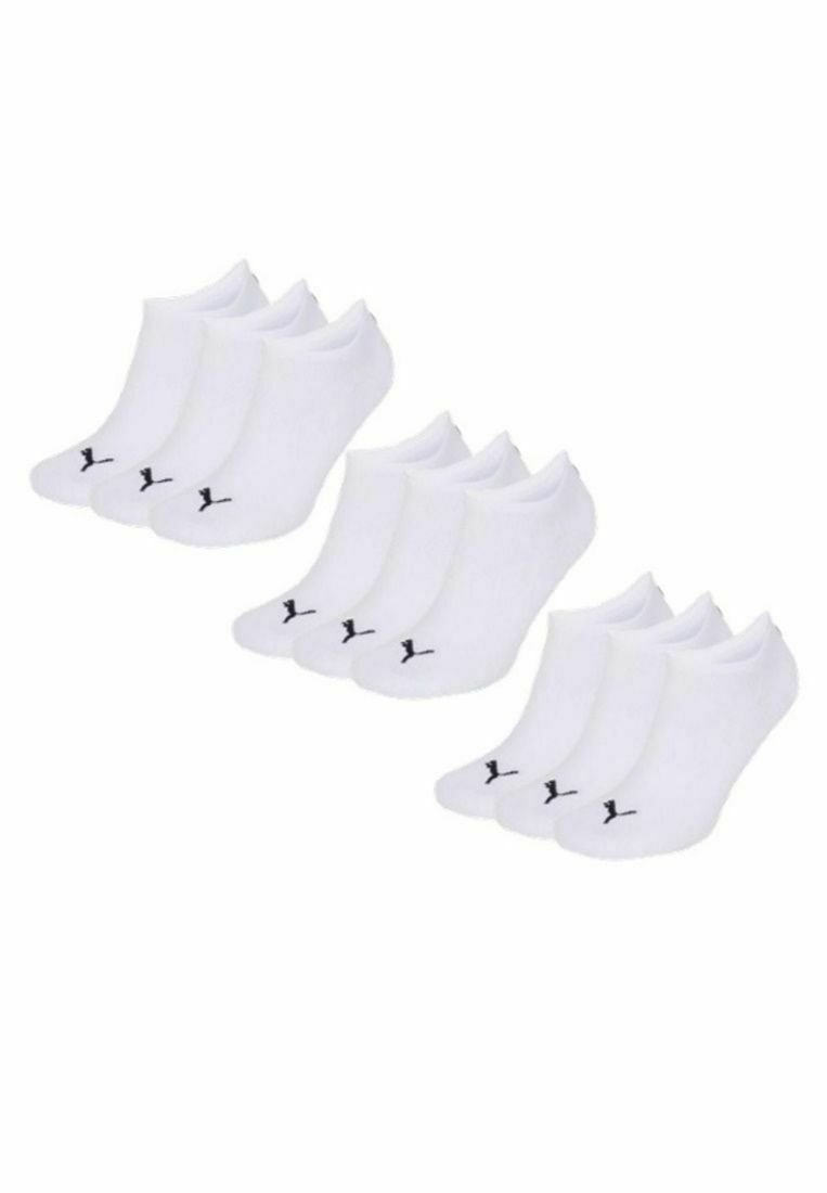 Weiße Knöchelsocken im Sechserpack, aus weichem Material mit glatter Textur, versehen mit einem kleinen schwarzen Logo im Zehenbereich.