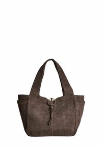 Pruun seemisnahast käekott tekstuurse mustriga, laiad sangad, külgpoolsed voldid ja esiküljel nahast pael, mille küljes on ümar metallrõngas.